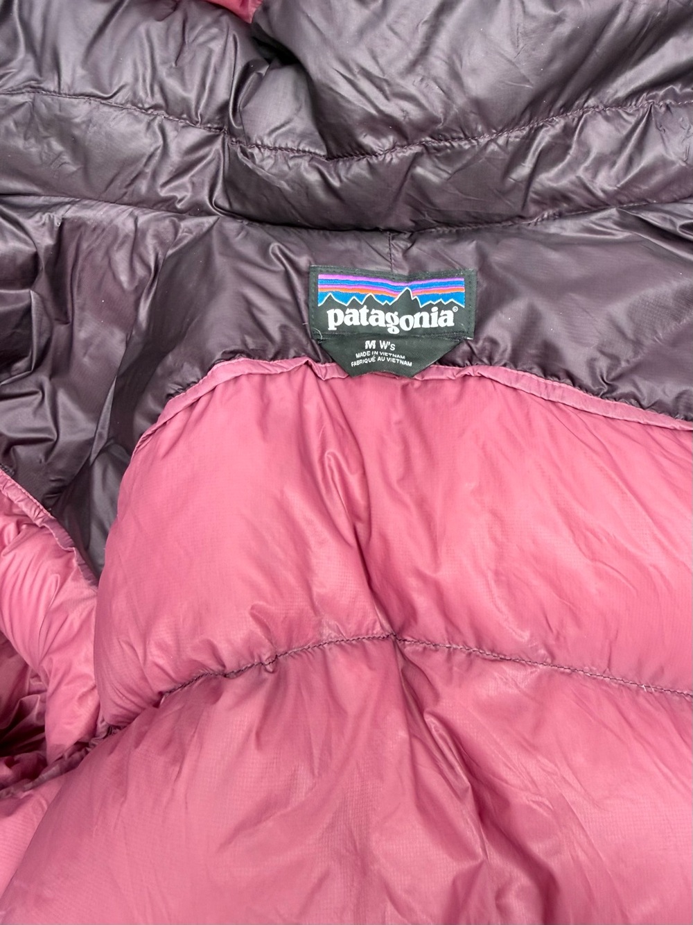 Patagonia Fitz Roy Down Hoody in Plum - Picture 7 of 7